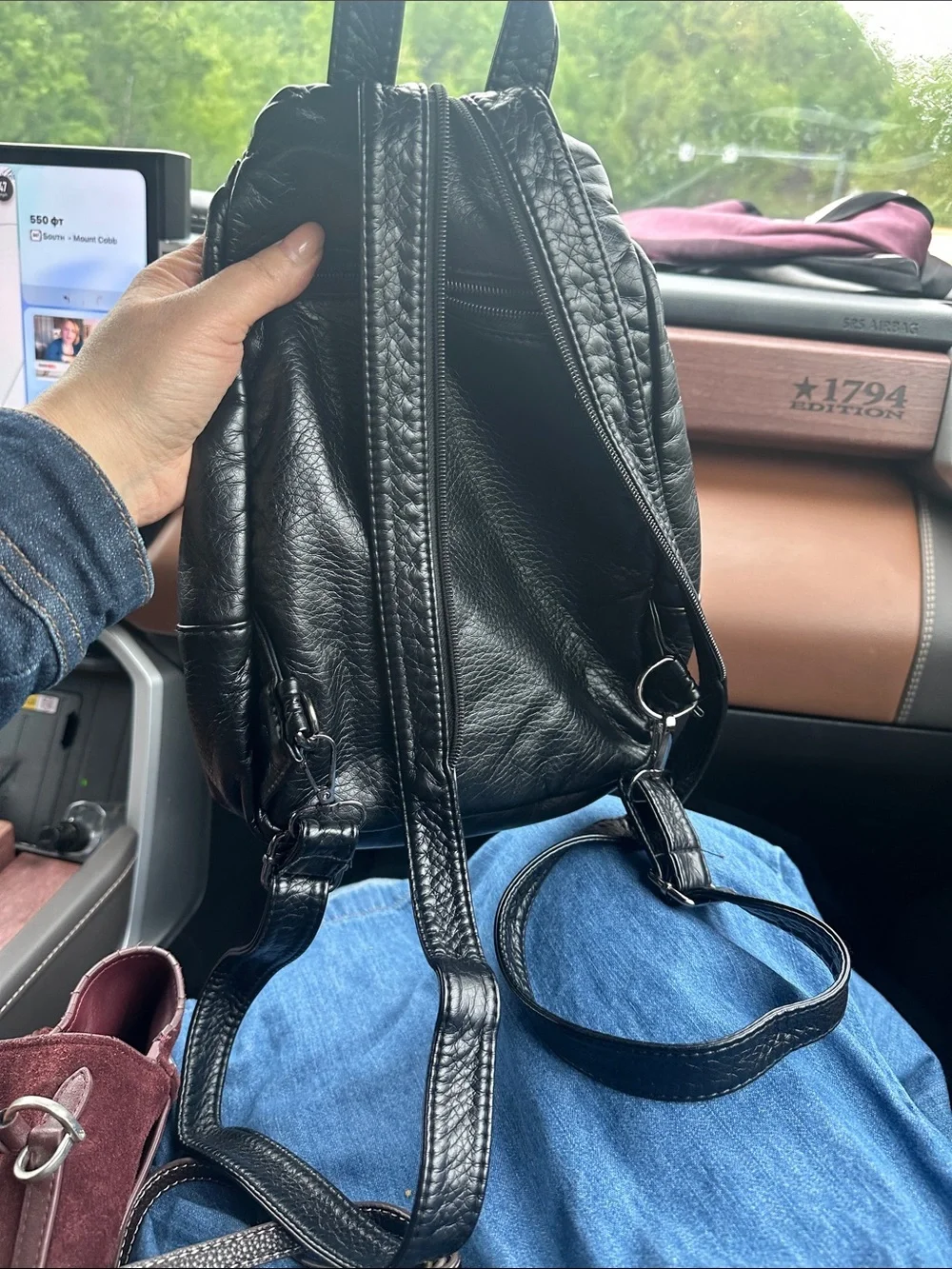 N/A stylish black